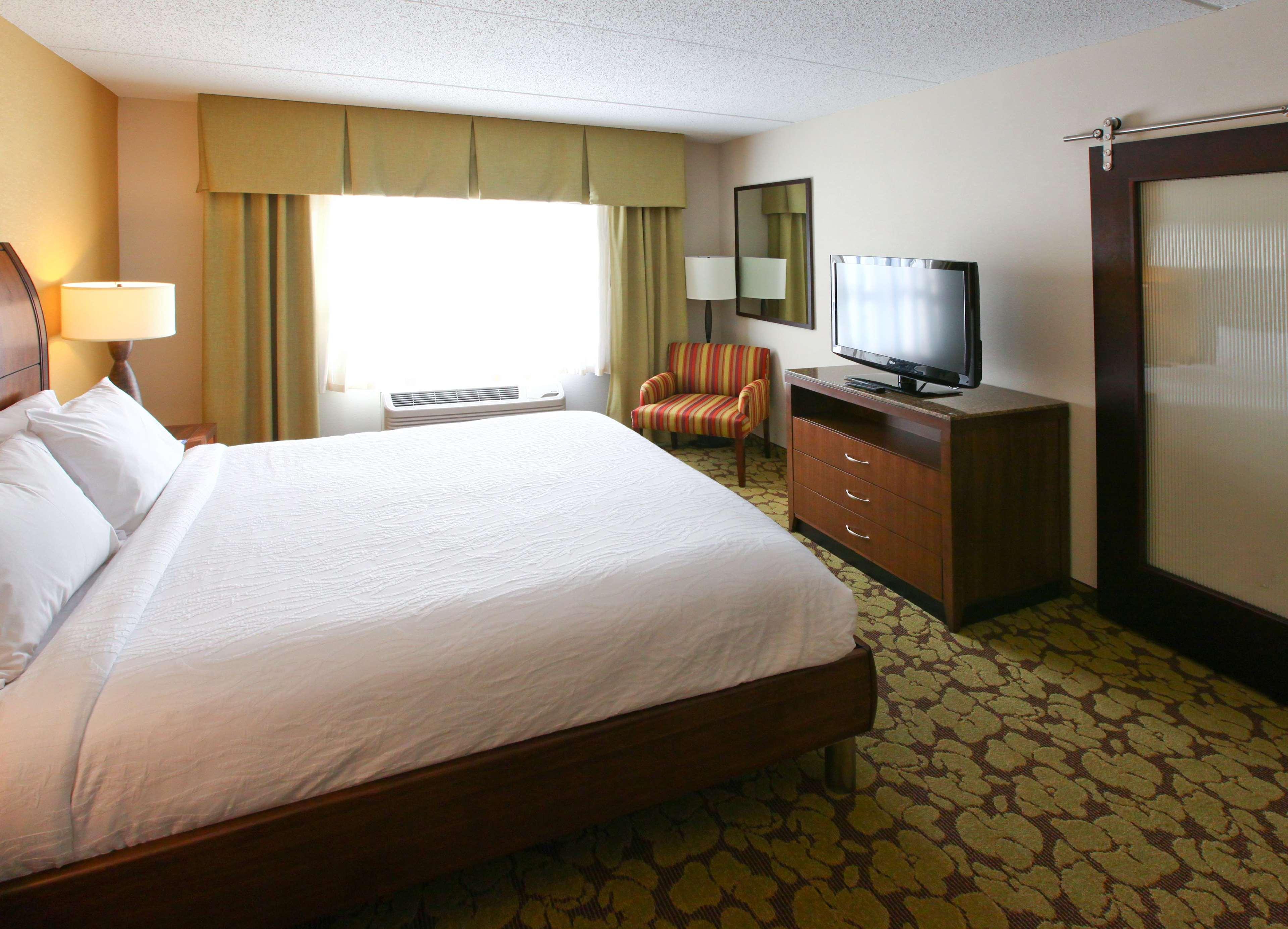 Hilton Garden Inn Олейте Екстер'єр фото