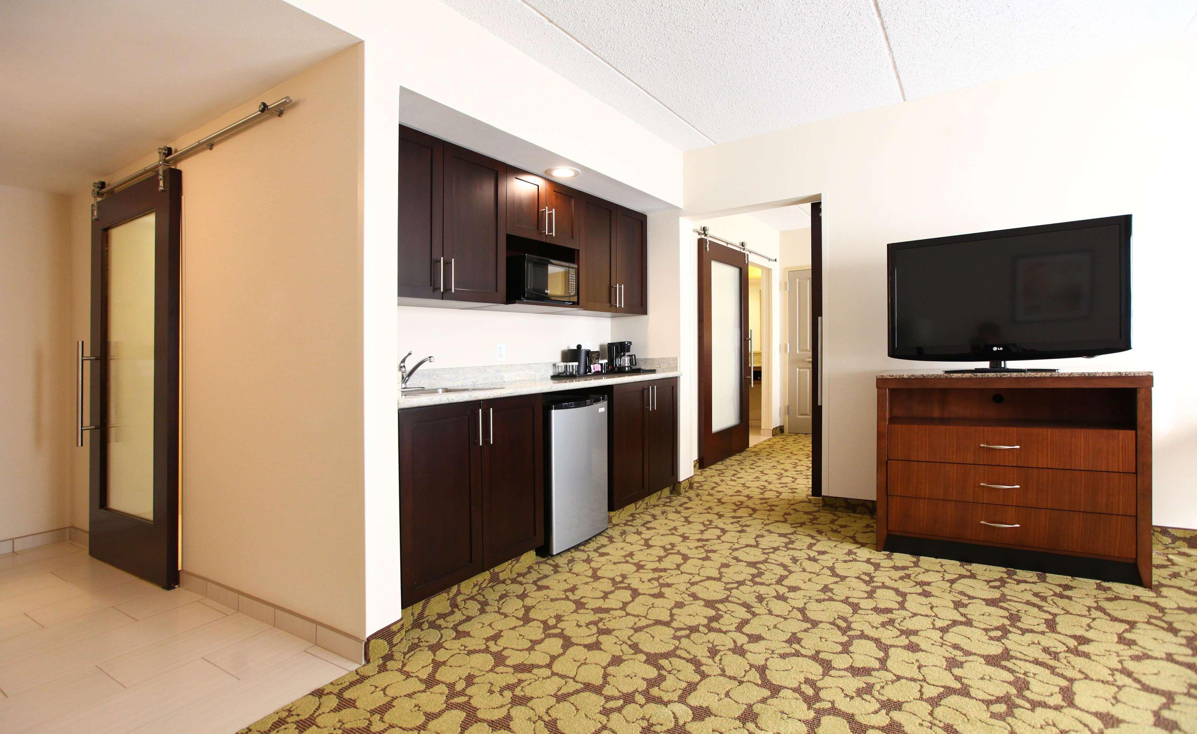 Hilton Garden Inn Олейте Екстер'єр фото